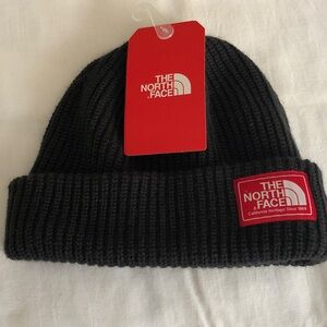 The North Face Beanie, Salty Dog O/S Regular, new with tags.